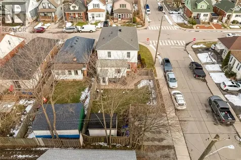 121 Edgemont Street North Hamilton ON L8H 4E2