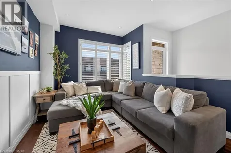 35 Midhurst Heights Stoney Creek ON L8J 0K9