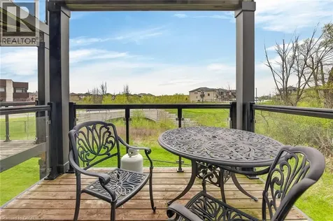 35 Midhurst Heights Stoney Creek ON L8J 0K9