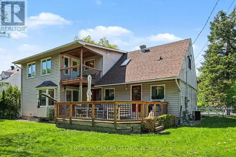 176 Sanford Avenue Ottawa ON K2C 0E9