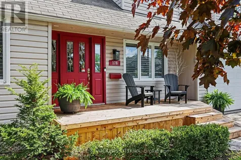 176 Sanford Avenue Ottawa ON K2C 0E9