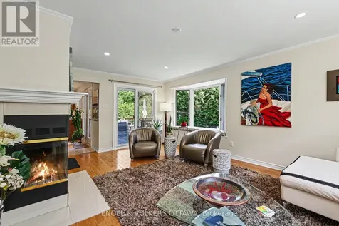 176 Sanford Avenue Ottawa ON K2C 0E9