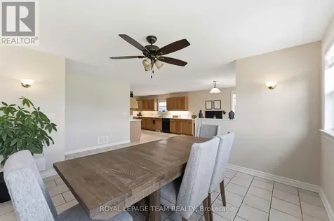1628 Stanleyfield Crescent Ottawa ON K4P 1M7