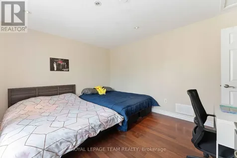 1628 Stanleyfield Crescent Ottawa ON K4P 1M7