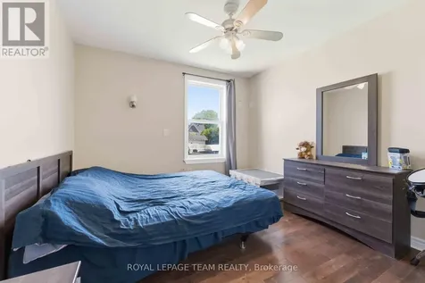 1628 Stanleyfield Crescent Ottawa ON K4P 1M7
