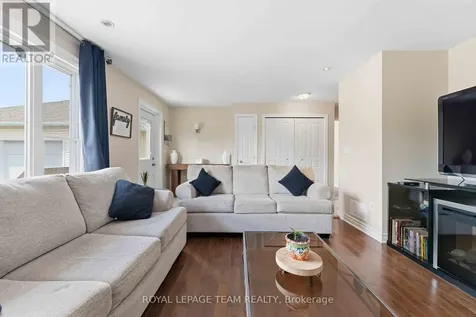 1628 Stanleyfield Crescent Ottawa ON K4P 1M7
