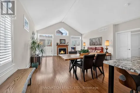 127 Elfin Grove Ottawa ON K2V 0B9
