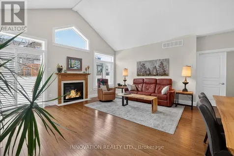 127 Elfin Grove Ottawa ON K2V 0B9