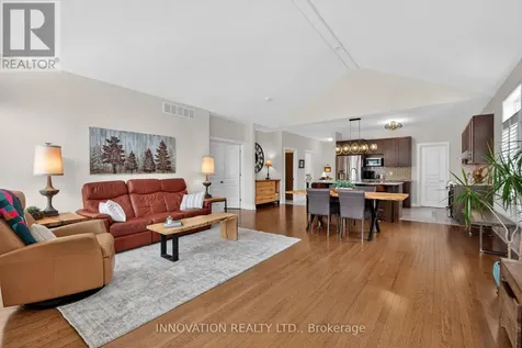 127 Elfin Grove Ottawa ON K2V 0B9