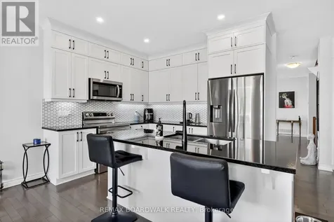 2 Duncanville Street Russell ON K4R 1E5
