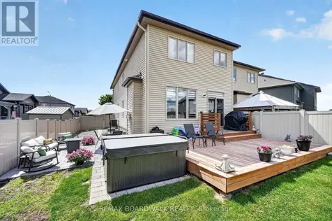 2 Duncanville Street Russell ON K4R 1E5