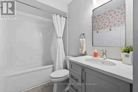 127 Wild Calla Way Ottawa ON K1W 0K4