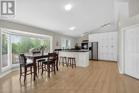 7414 Dawn Tara Drive Ottawa ON K4P 1P4