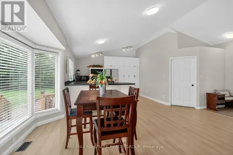 7414 Dawn Tara Drive Ottawa ON K4P 1P4