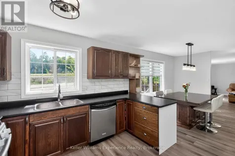 2555 Hodgins Road Severn ON L0K 2C0