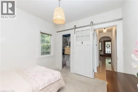 7 Pinehill Road St. Catharines ON L2R 3R6