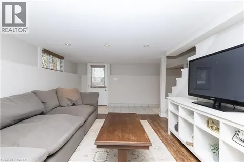 7 Pinehill Road St. Catharines ON L2R 3R6