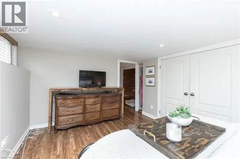 7 Pinehill Road St. Catharines ON L2R 3R6