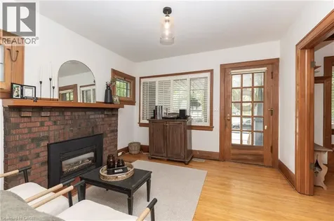 7 Pinehill Road St. Catharines ON L2R 3R6