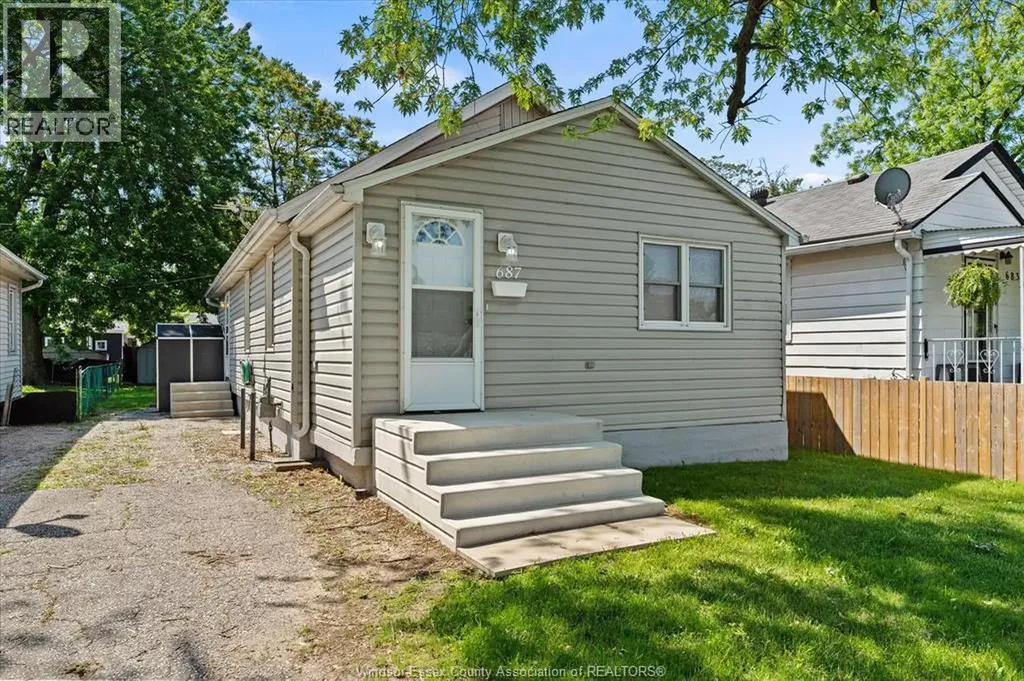 687 Charlotte Street Windsor ON N8X 3A6
