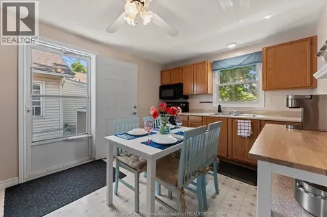 687 Charlotte Street Windsor ON N8X 3A6