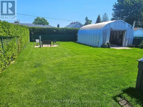 524 Anthony Street Cornwall ON K6H 5L3