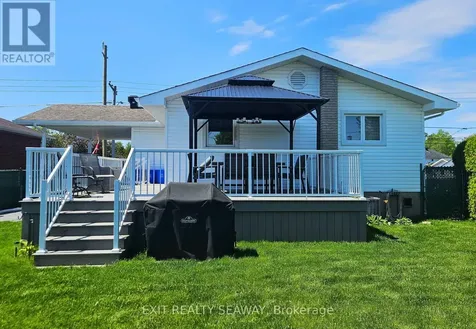 524 Anthony Street Cornwall ON K6H 5L3