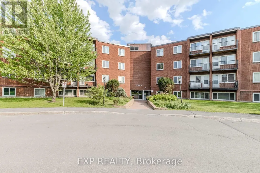 2044 Arrowsmith Drive Ottawa ON K1J 7V8