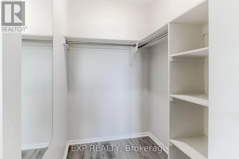 2044 Arrowsmith Drive Ottawa ON K1J 7V8