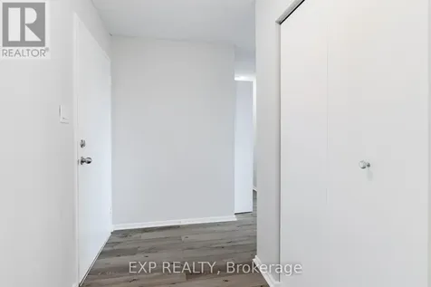 2044 Arrowsmith Drive Ottawa ON K1J 7V8