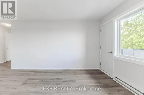 2044 Arrowsmith Drive Ottawa ON K1J 7V8