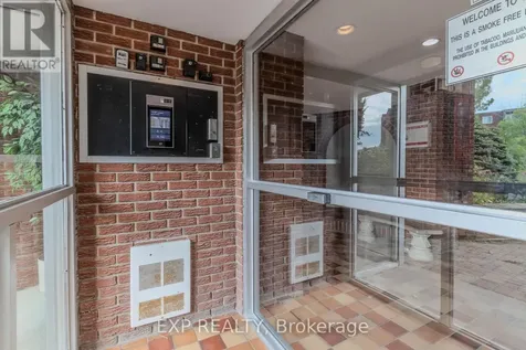 2044 Arrowsmith Drive Ottawa ON K1J 7V8