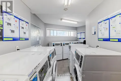 2044 Arrowsmith Drive Ottawa ON K1J 7V8