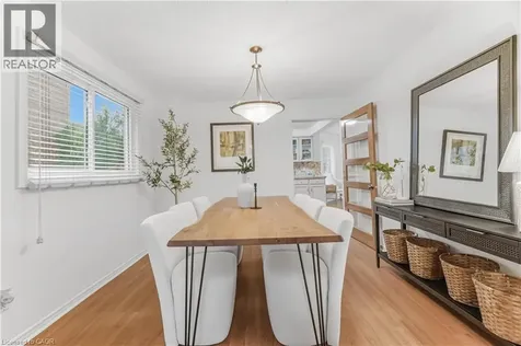 1004 Roxborough Drive Oakville ON L6M 1E3