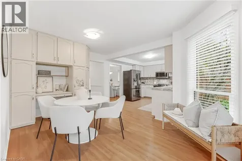 1004 Roxborough Drive Oakville ON L6M 1E3