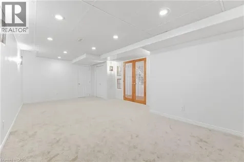 1004 Roxborough Drive Oakville ON L6M 1E3