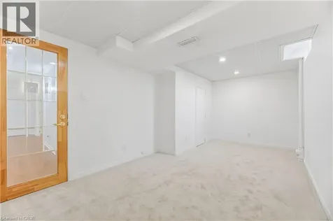 1004 Roxborough Drive Oakville ON L6M 1E3