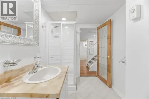 1004 Roxborough Drive Oakville ON L6M 1E3
