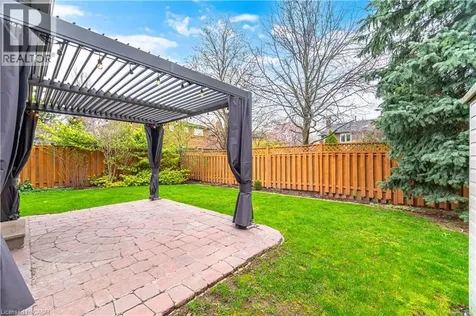 1004 Roxborough Drive Oakville ON L6M 1E3