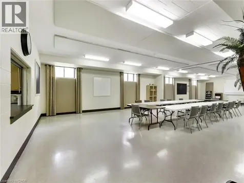 1225 Dundas Street Burlington ON L7P 0S9