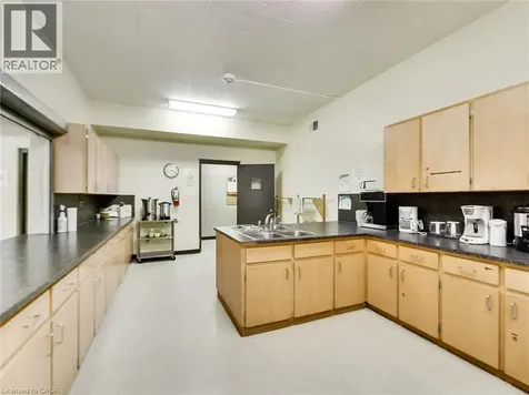 1225 Dundas Street Burlington ON L7P 0S9