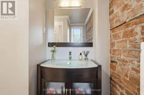 314 Hess Street South Hamilton (durand) ON L8P 3P8