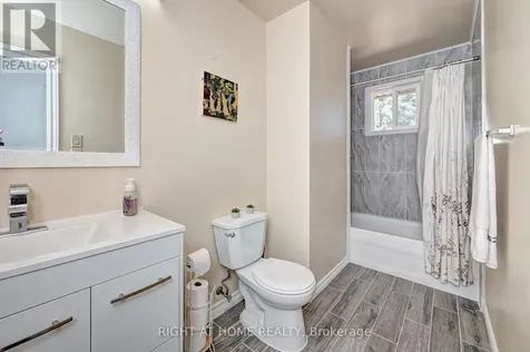 92 Pinemeadow Crescent Waterloo ON N2T 1A7