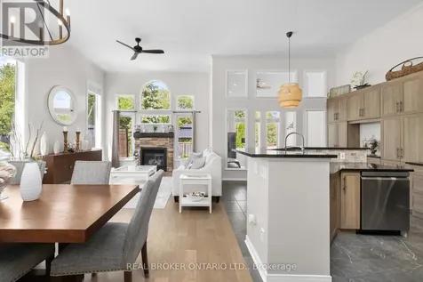 124 Macassa Circle Ottawa ON K2T 1J9