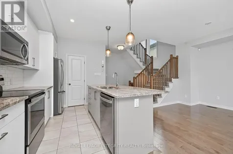 520 Stadacone Row Ottawa ON K4A 1J8