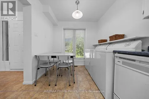 1121 St Emmanuel Terrace Ottawa ON K1C 2J6