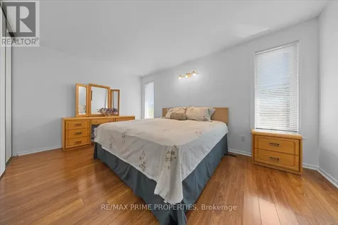 1121 St Emmanuel Terrace Ottawa ON K1C 2J6