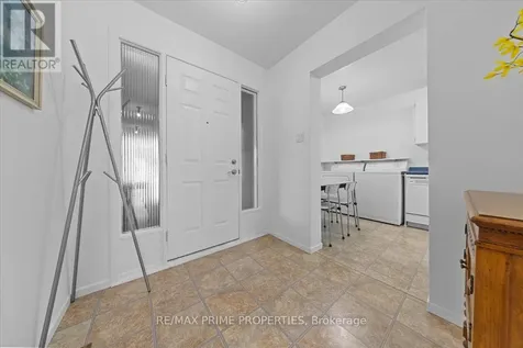 1121 St Emmanuel Terrace Ottawa ON K1C 2J6