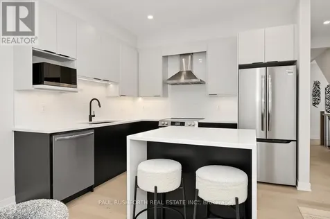 11 Pumice Place Ottawa ON K2J 7H4