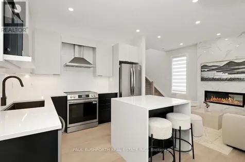 11 Pumice Place Ottawa ON K2J 7H4